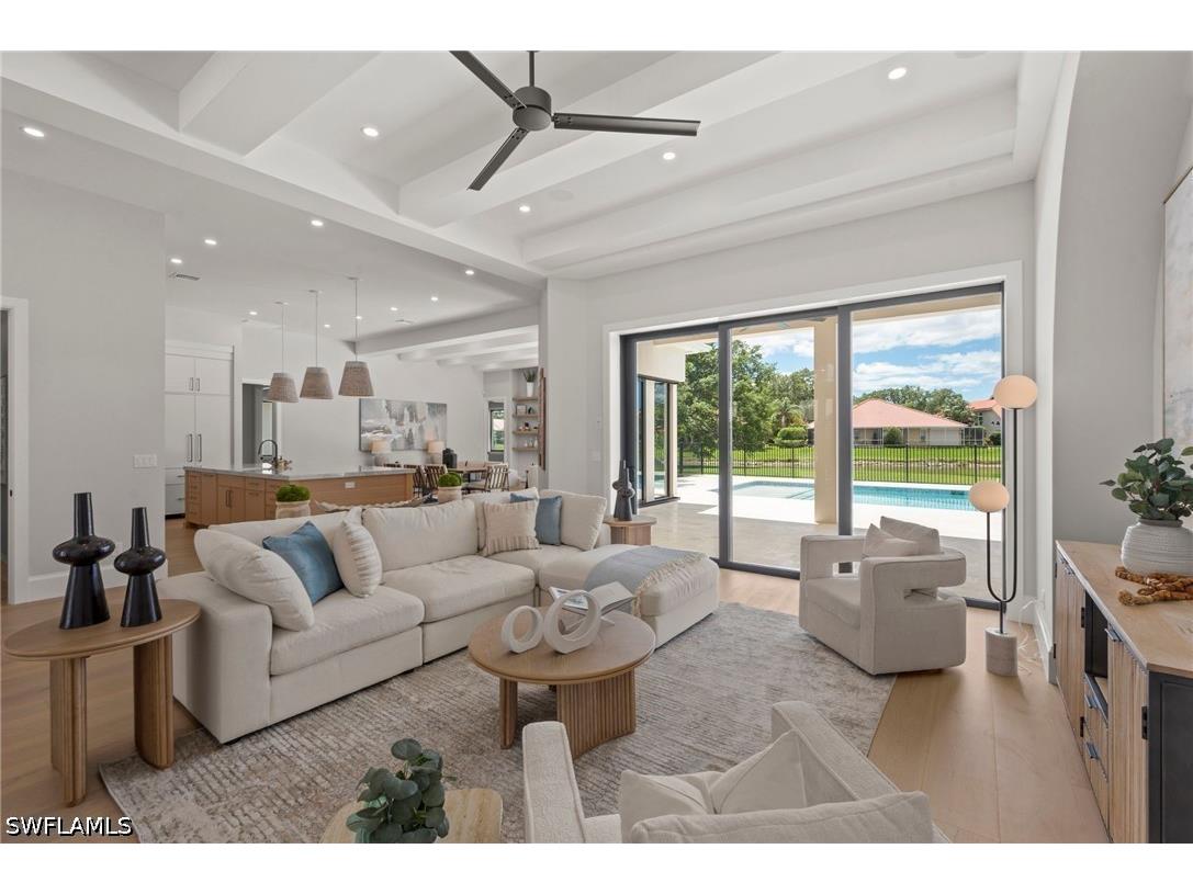 207 Monterey Drive Naples FL 34119 226015370 image11