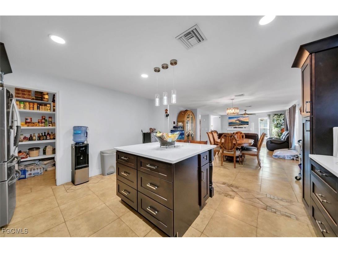 207 NE 24th Terrace Cape Coral FL 33909 2026002087 image10