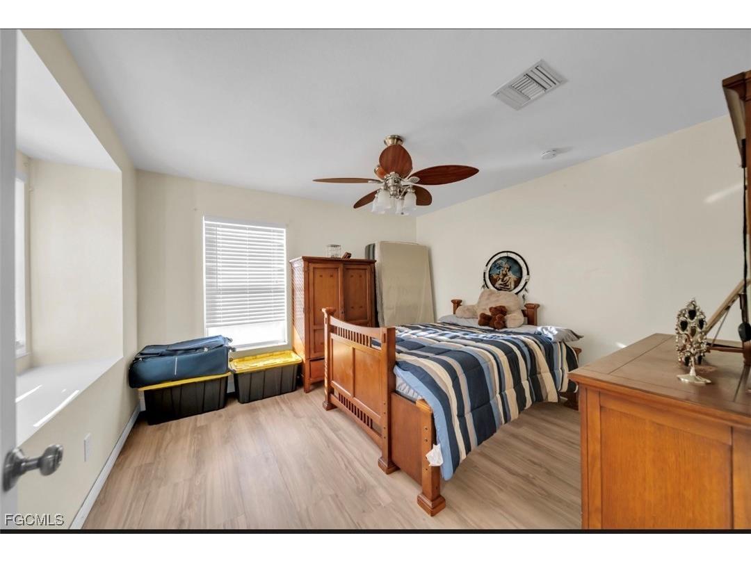 207 NE 24th Terrace Cape Coral FL 33909 2026002087 image16