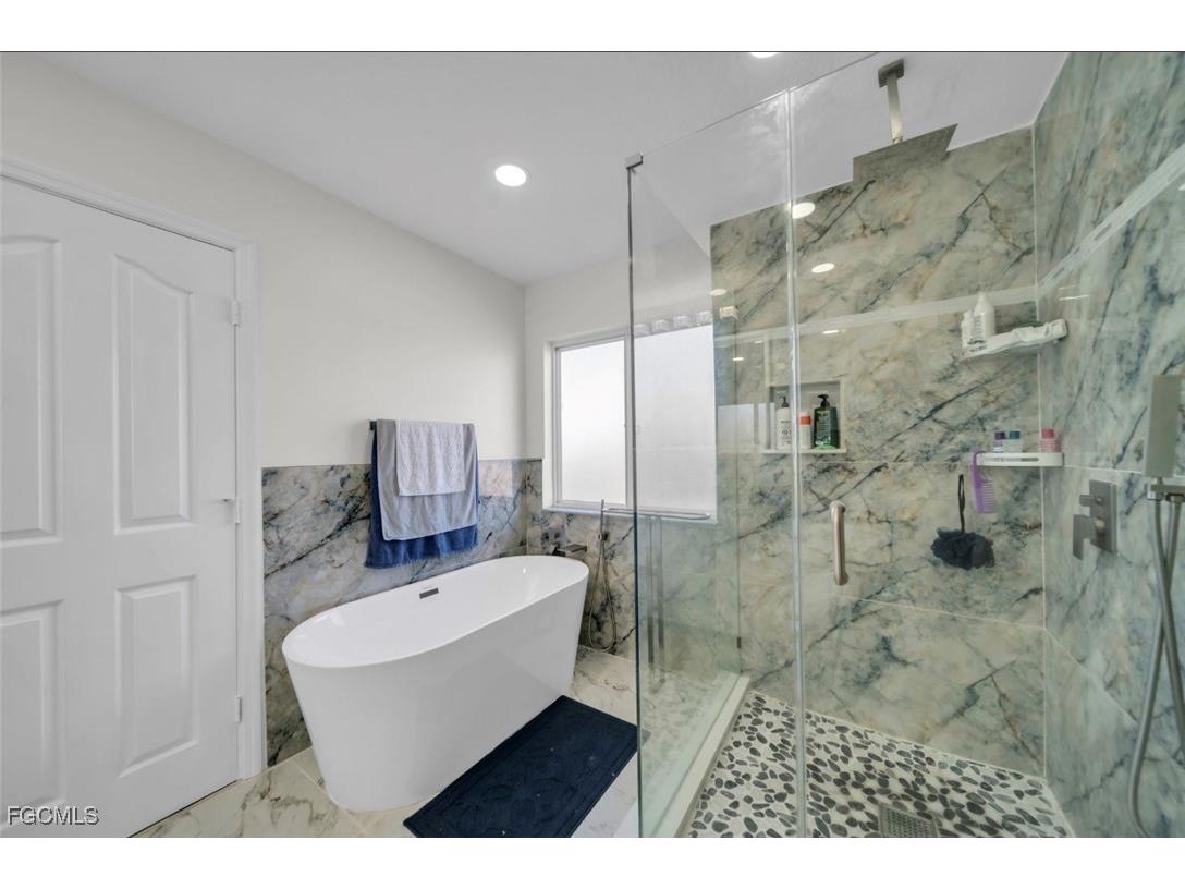 207 NE 24th Terrace Cape Coral FL 33909 2026002087 image23