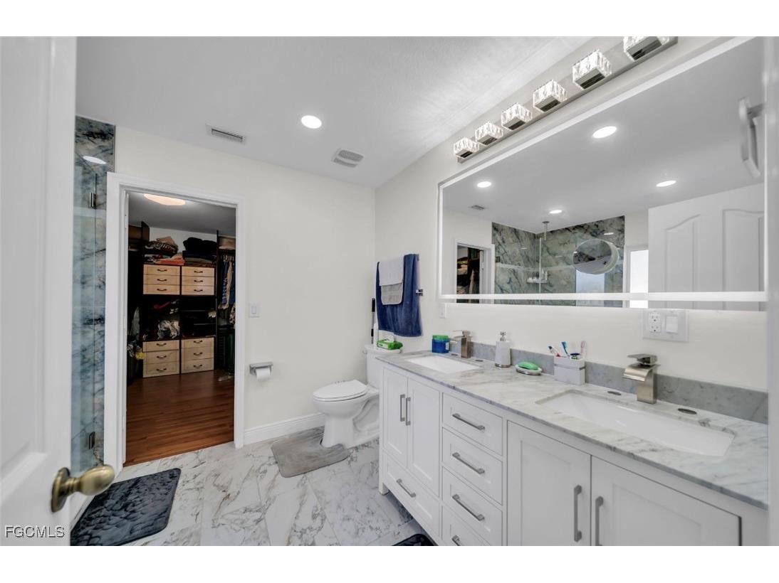 207 NE 24th Terrace Cape Coral FL 33909 2026002087 image24