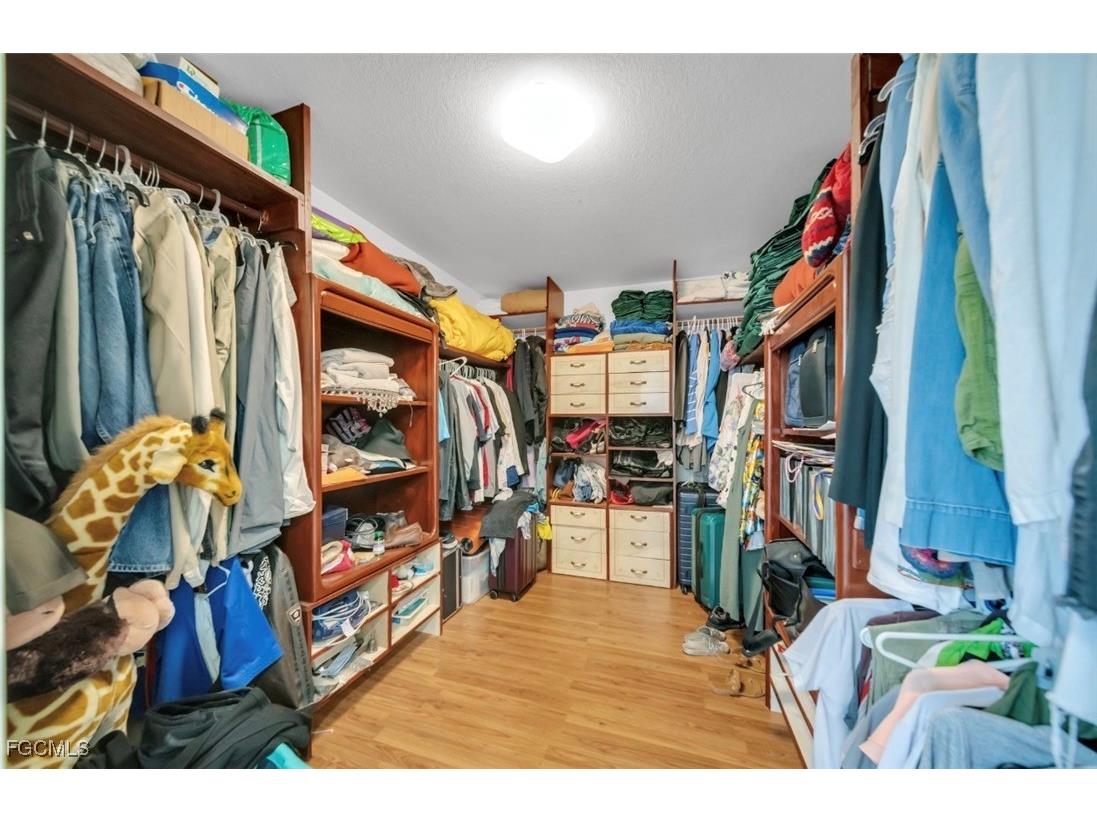 207 NE 24th Terrace Cape Coral FL 33909 2026002087 image25