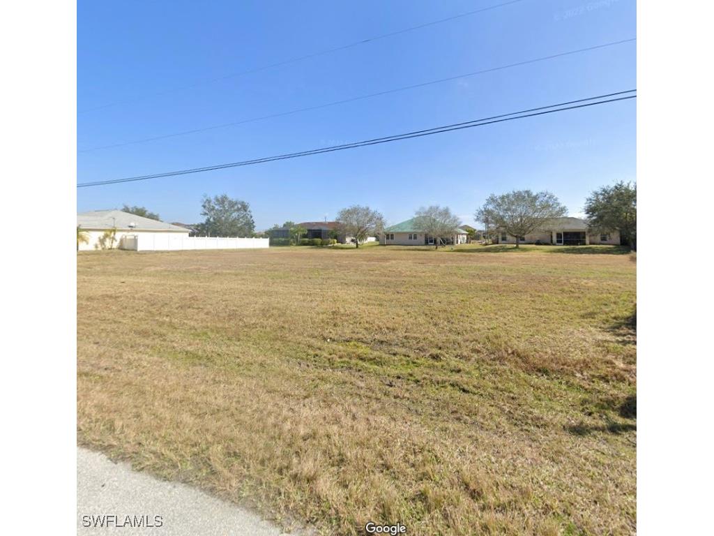 207 NW 27th Avenue Cape Coral FL 33993 224069127 image1