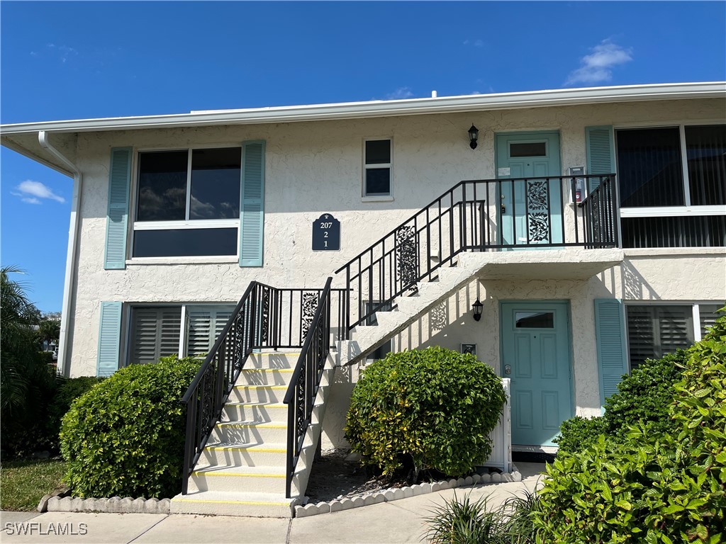 207 Palm Drive #207-2 Naples FL 34112 224087026 image1
