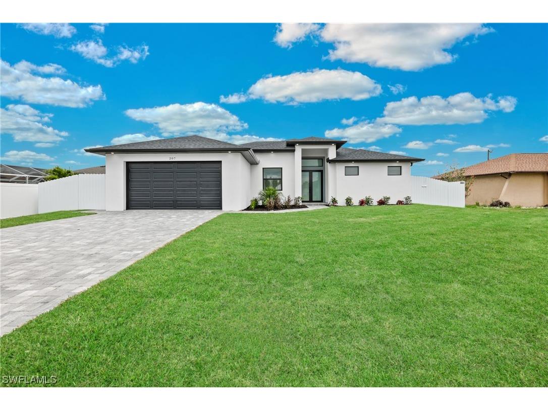 207 SE 2nd Avenue Cape Coral FL 33990 224023771 image1