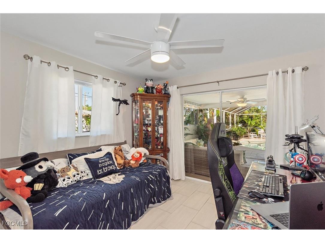 207 SE 43rd Lane Cape Coral FL 33904 2025018294 image14