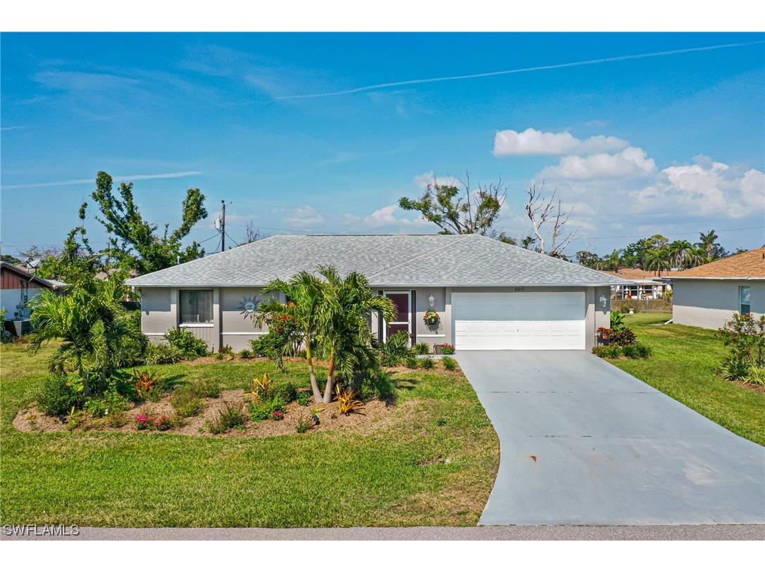 207 SE 43rd Lane Cape Coral FL 33904 223015312 image1