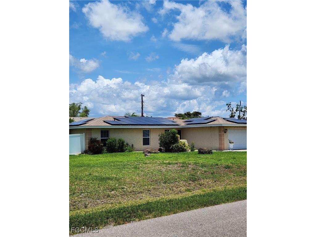 207 SE 47th Terrace Cape Coral FL 33904 2025016868 image2