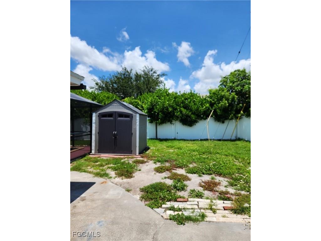 207 SE 47th Terrace Cape Coral FL 33904 2025016868 image22