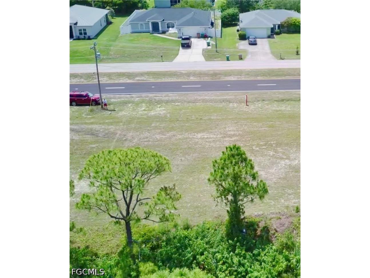 207 Wilmington Parkway Cape Coral FL 33993 2026026582 image4