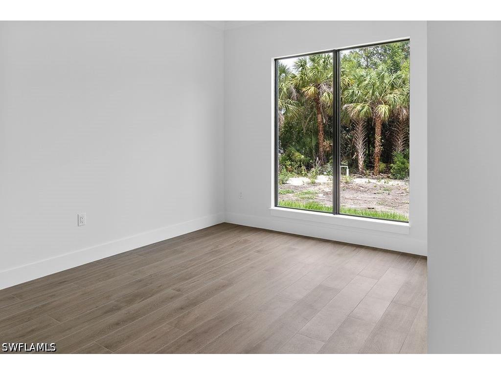 2070 20th Avenue NE Naples FL 34120 226023306 image9