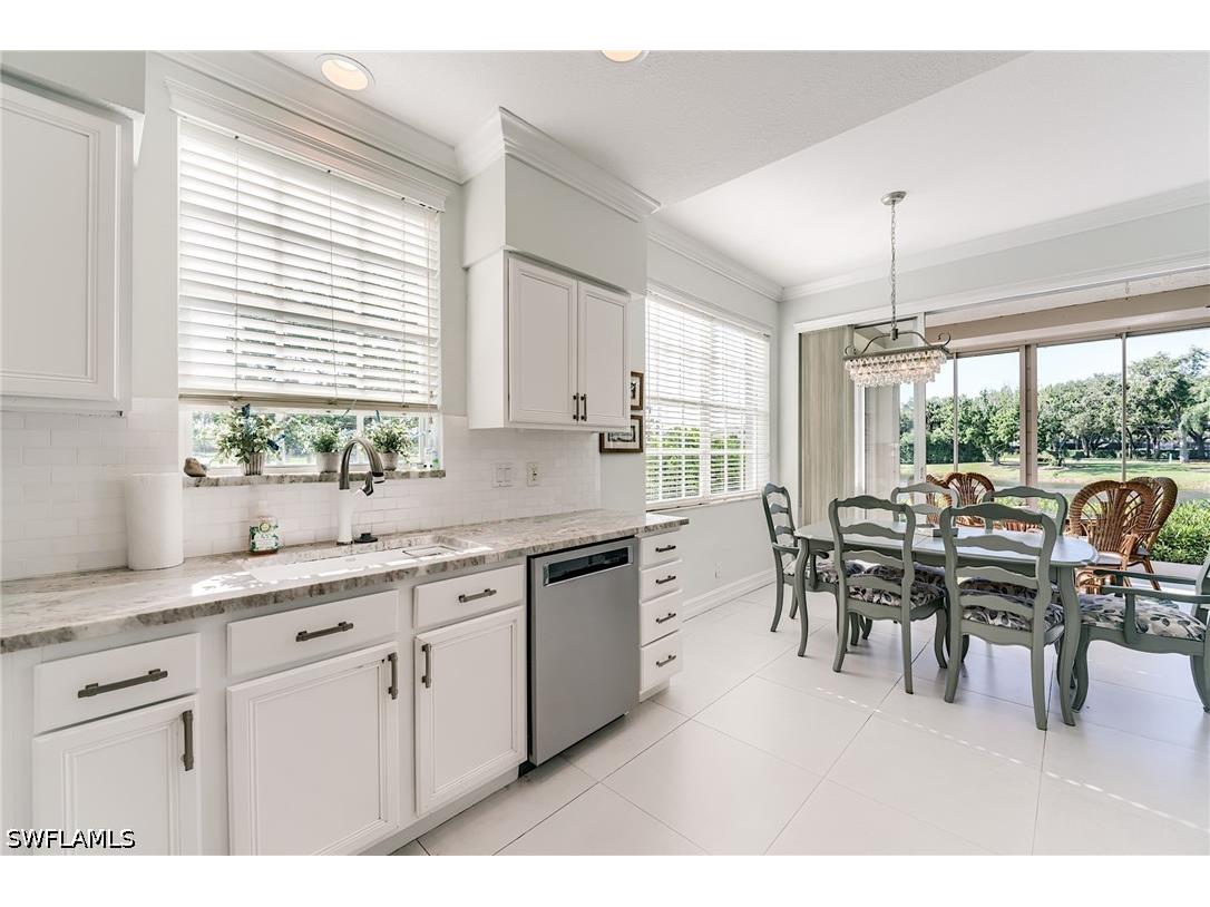 2070 Aberdeen Lane #101 Naples FL 34109 226019217 image10