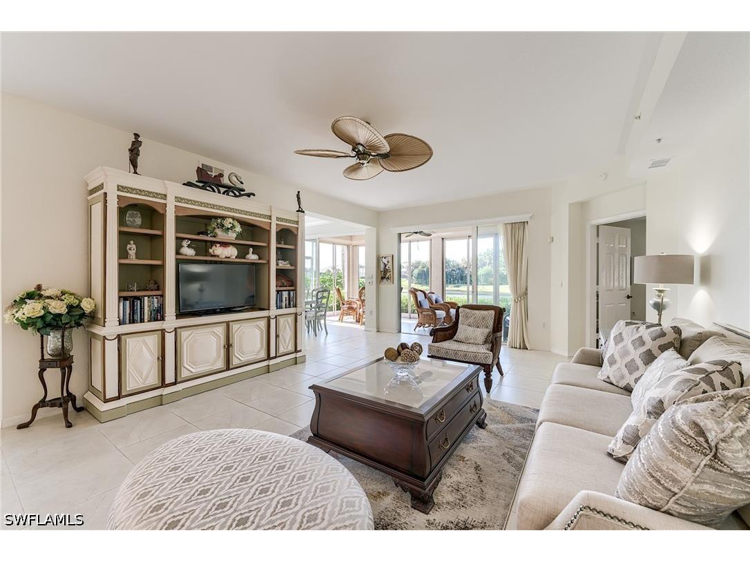 2070 Aberdeen Lane #101 Naples FL 34109 226019217 image11
