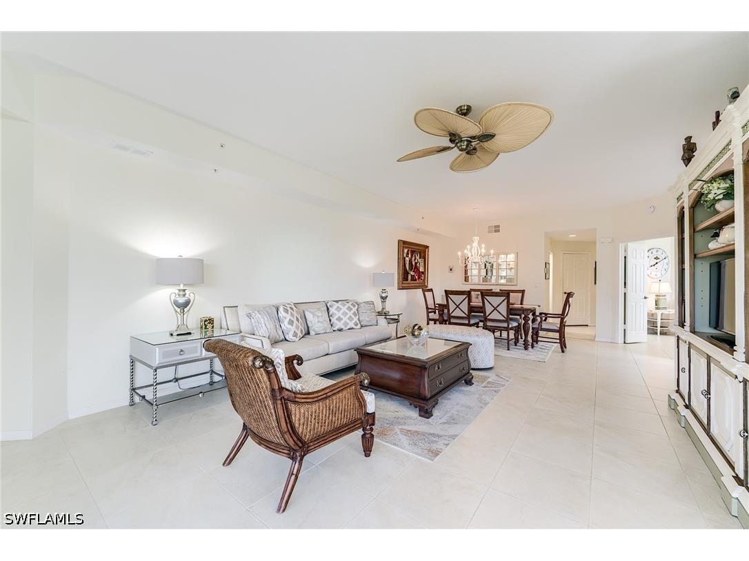 2070 Aberdeen Lane #101 Naples FL 34109 226019217 image14