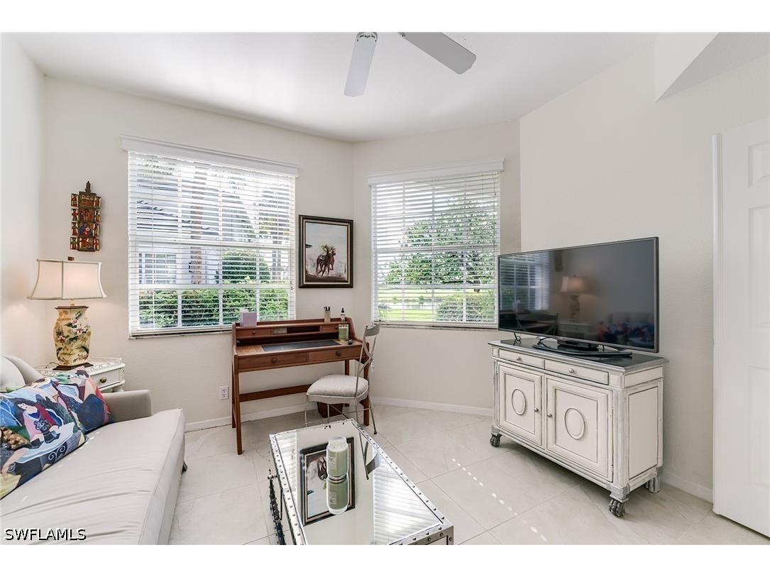 2070 Aberdeen Lane #101 Naples FL 34109 226019217 image19