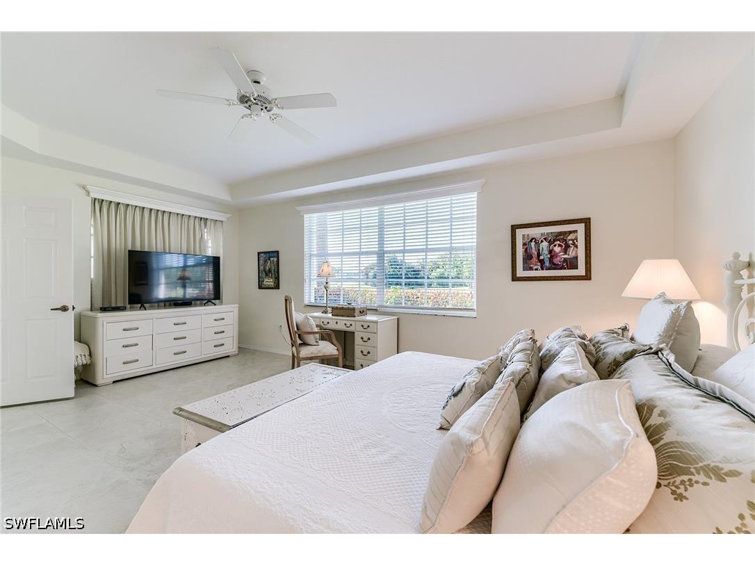2070 Aberdeen Lane #101 Naples FL 34109 226019217 image22