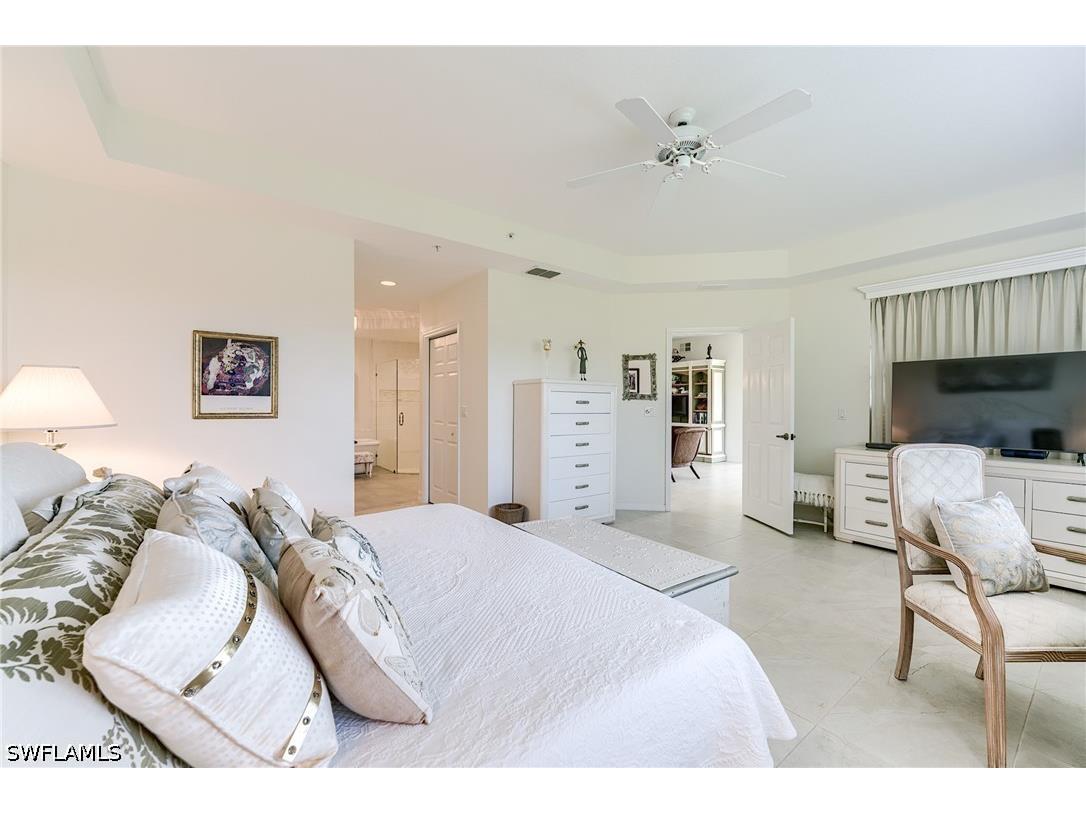 2070 Aberdeen Lane #101 Naples FL 34109 226019217 image23