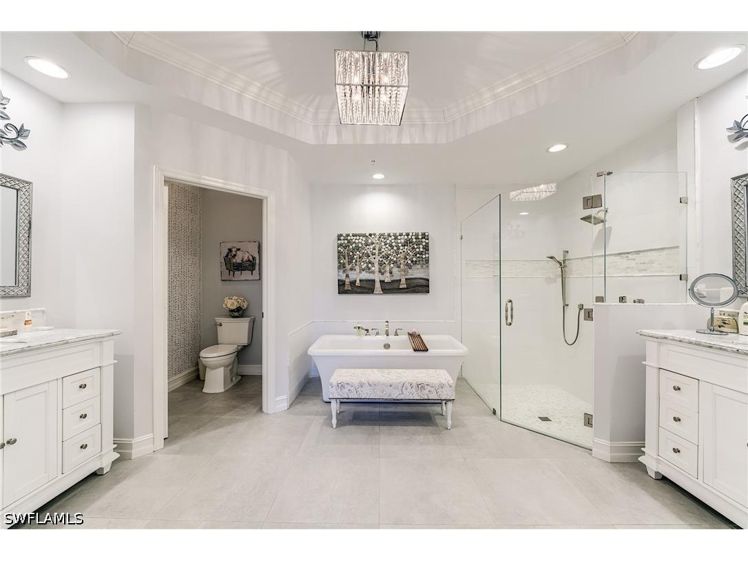 2070 Aberdeen Lane #101 Naples FL 34109 226019217 image24