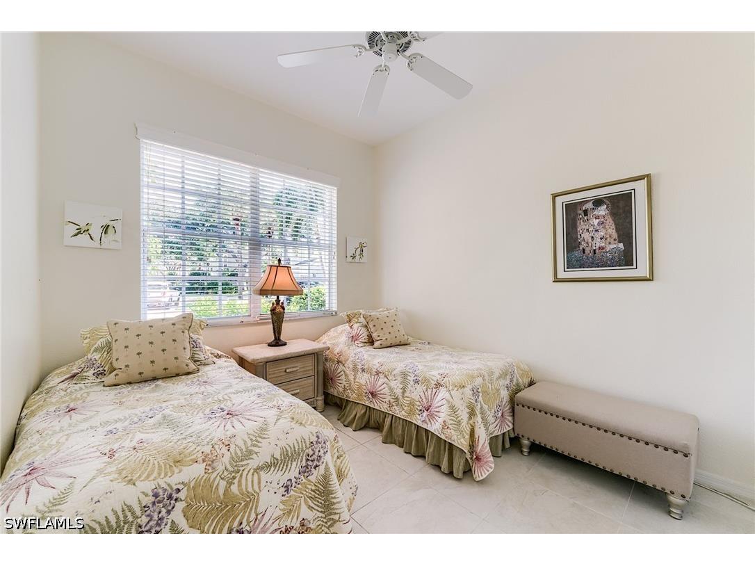 2070 Aberdeen Lane #101 Naples FL 34109 226019217 image27