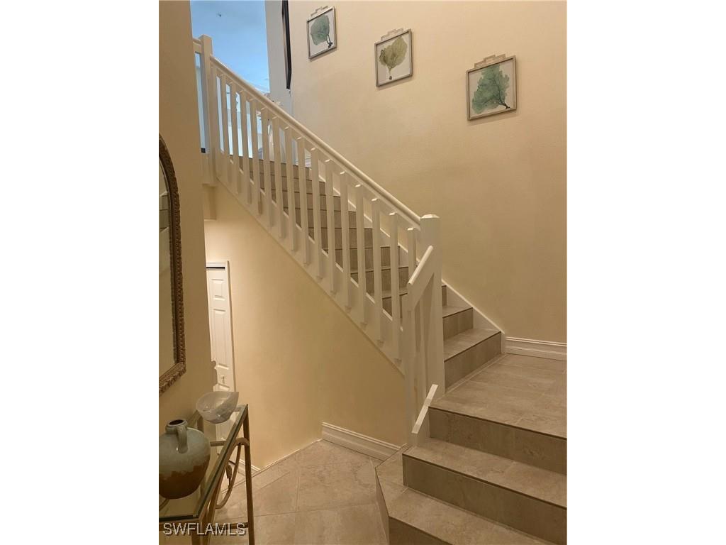 2070 Aberdeen Lane #202 Naples FL 34109 225066003 image2