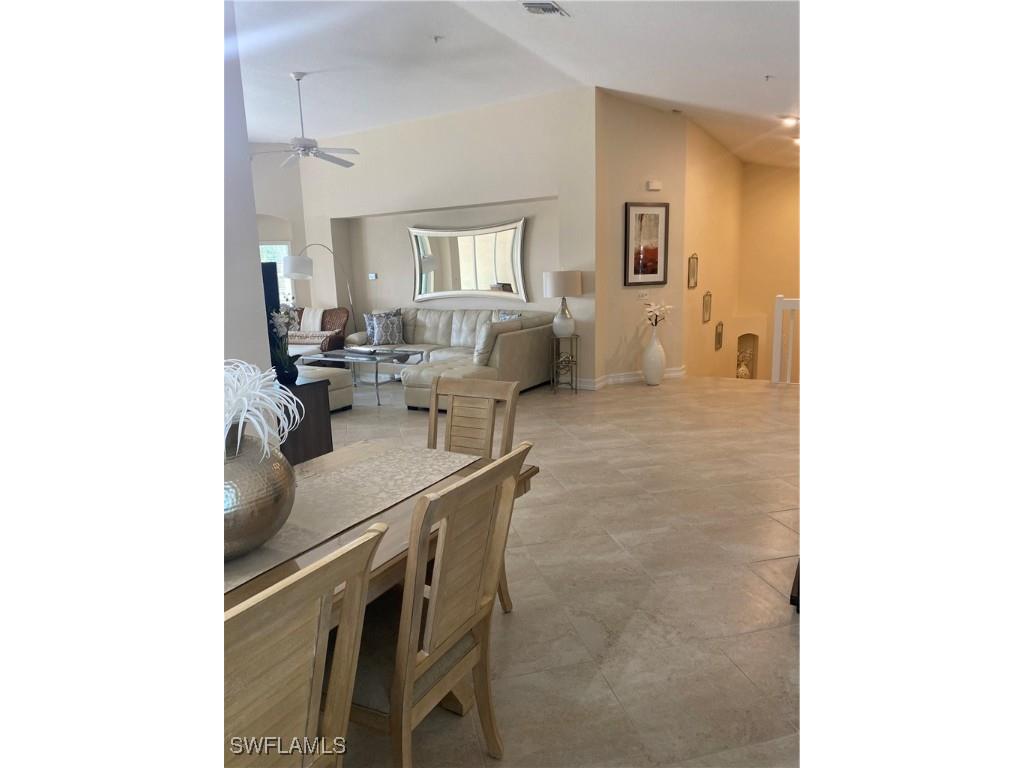 2070 Aberdeen Lane #202 Naples FL 34109 225066003 image5