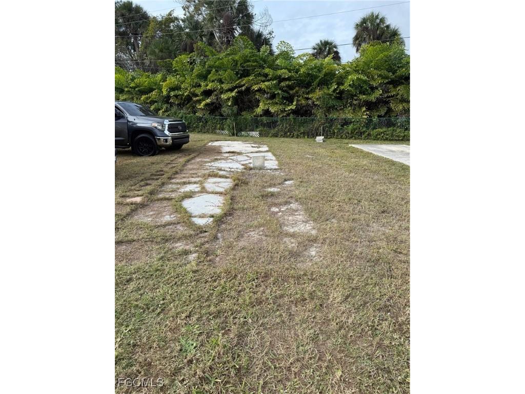 20700 River Drive Estero FL 33928 2026001964 image1