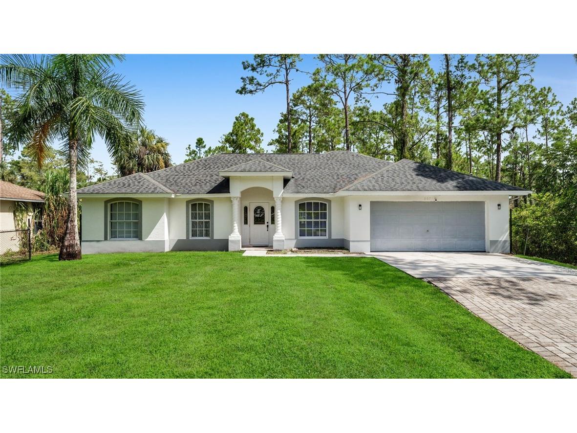 2071 20th Avenue NE Naples FL 34120 225068723 image1