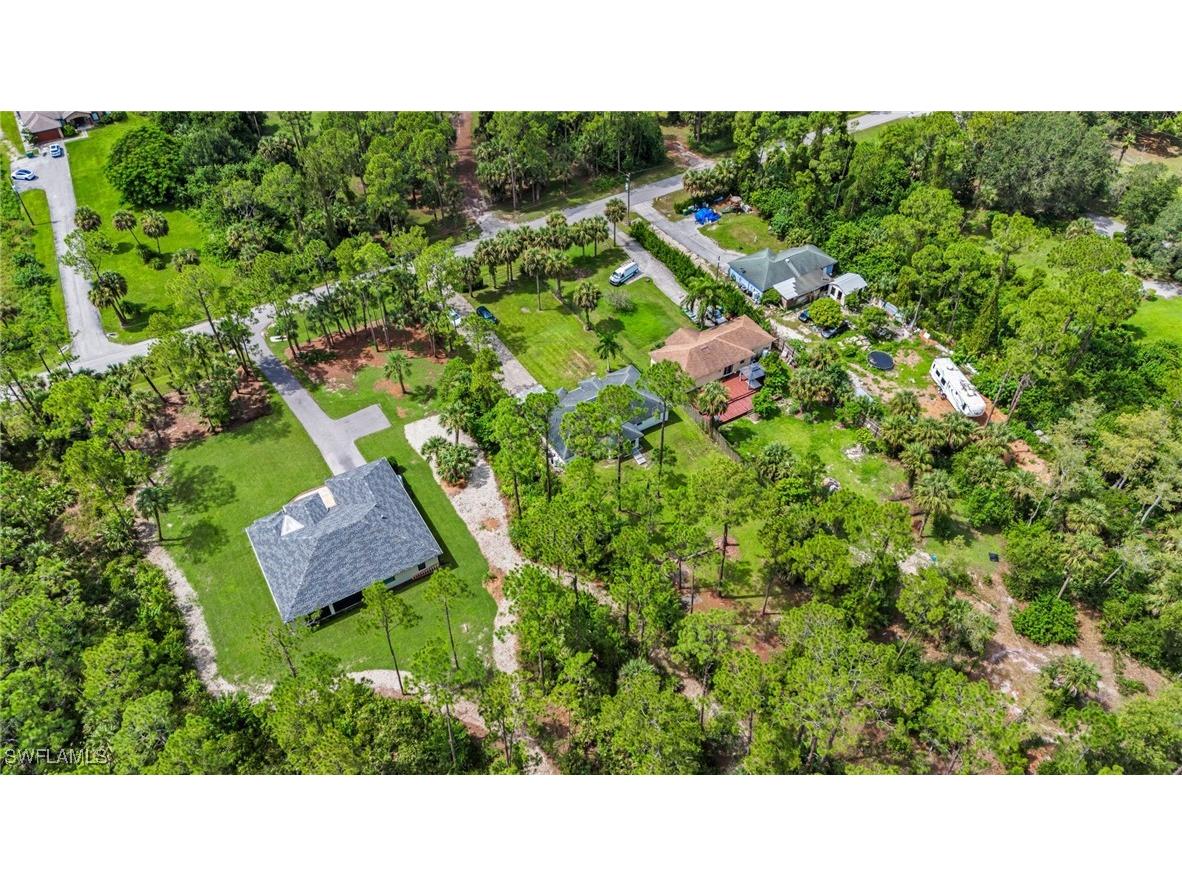 2071 20th Avenue NE Naples FL 34120 225068723 image11