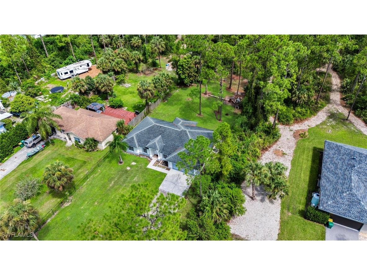 2071 20th Avenue NE Naples FL 34120 225068723 image12