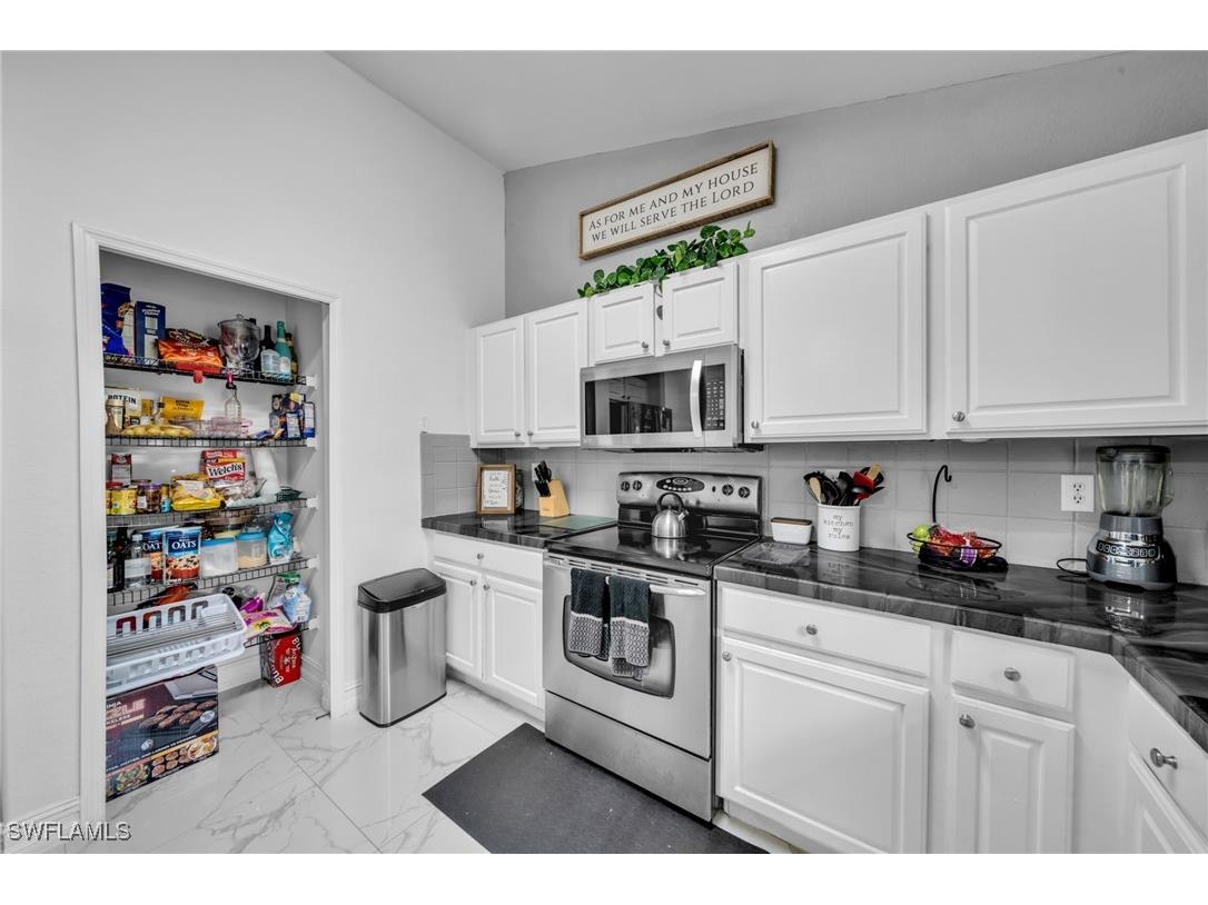 2071 20th Avenue NE Naples FL 34120 225068723 image15