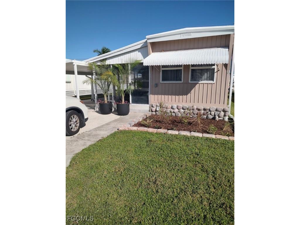 20711 Port Drive Estero FL 33928 2025025187 image1