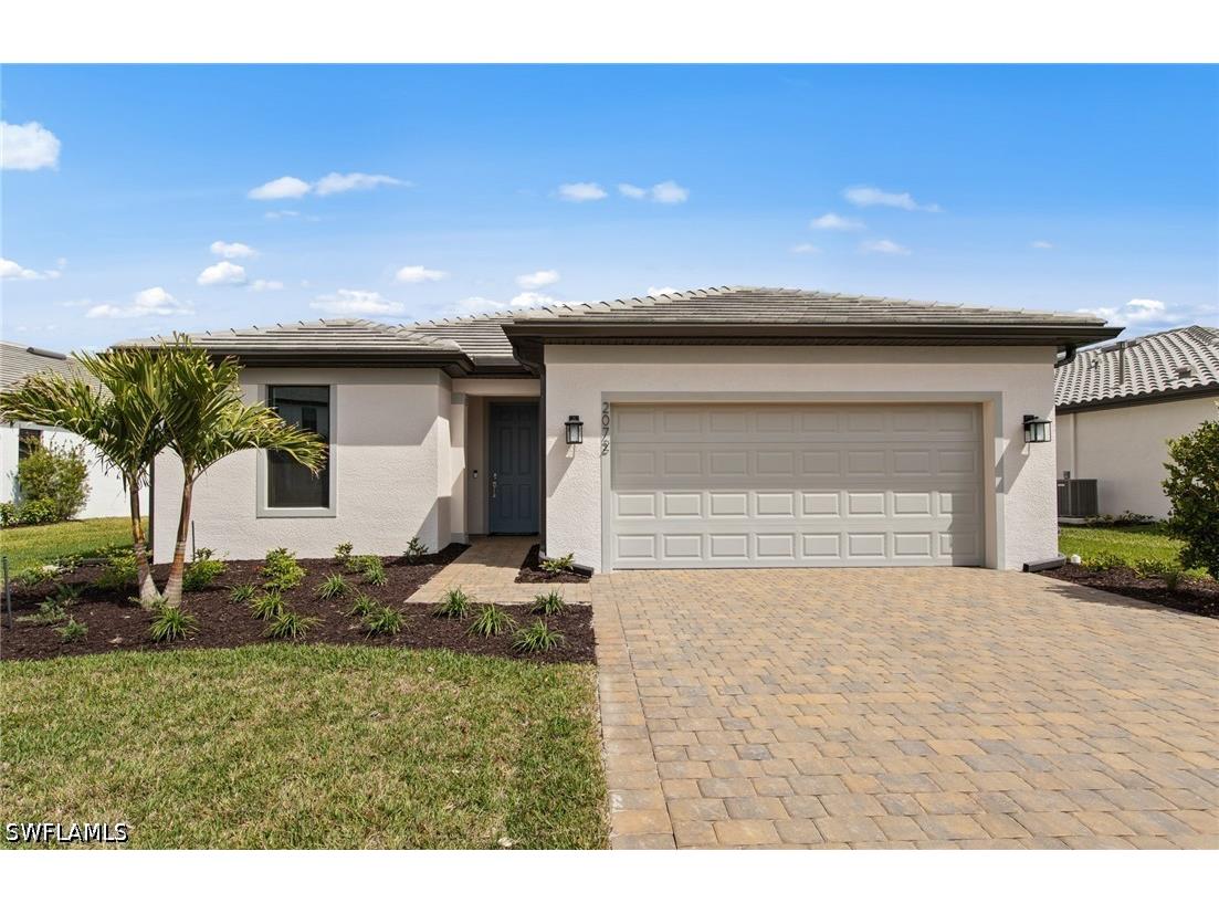 2072 Freemont Way Naples FL 34120 226003132 image1