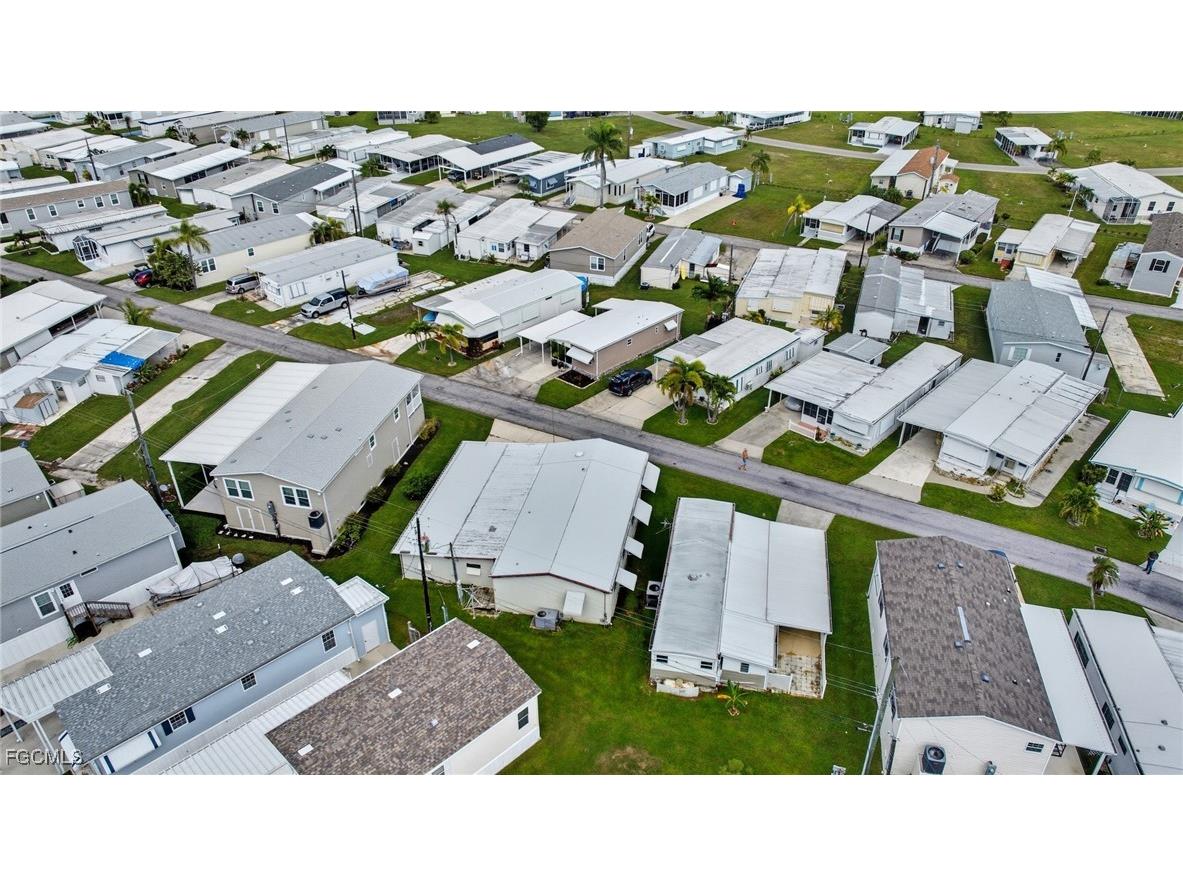 20720 Port Drive Estero FL 33928 2025012235 image40