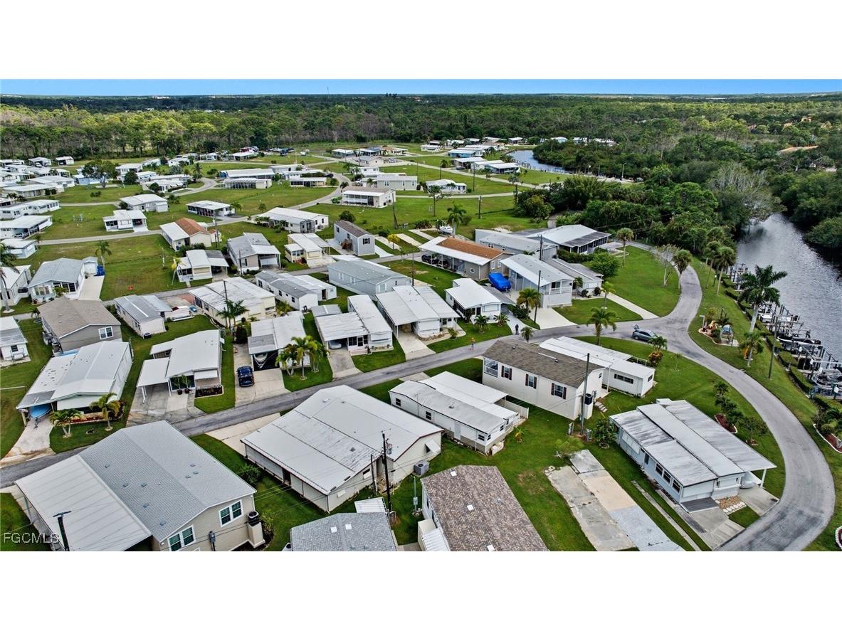 20720 Port Drive Estero FL 33928 2025012235 image41