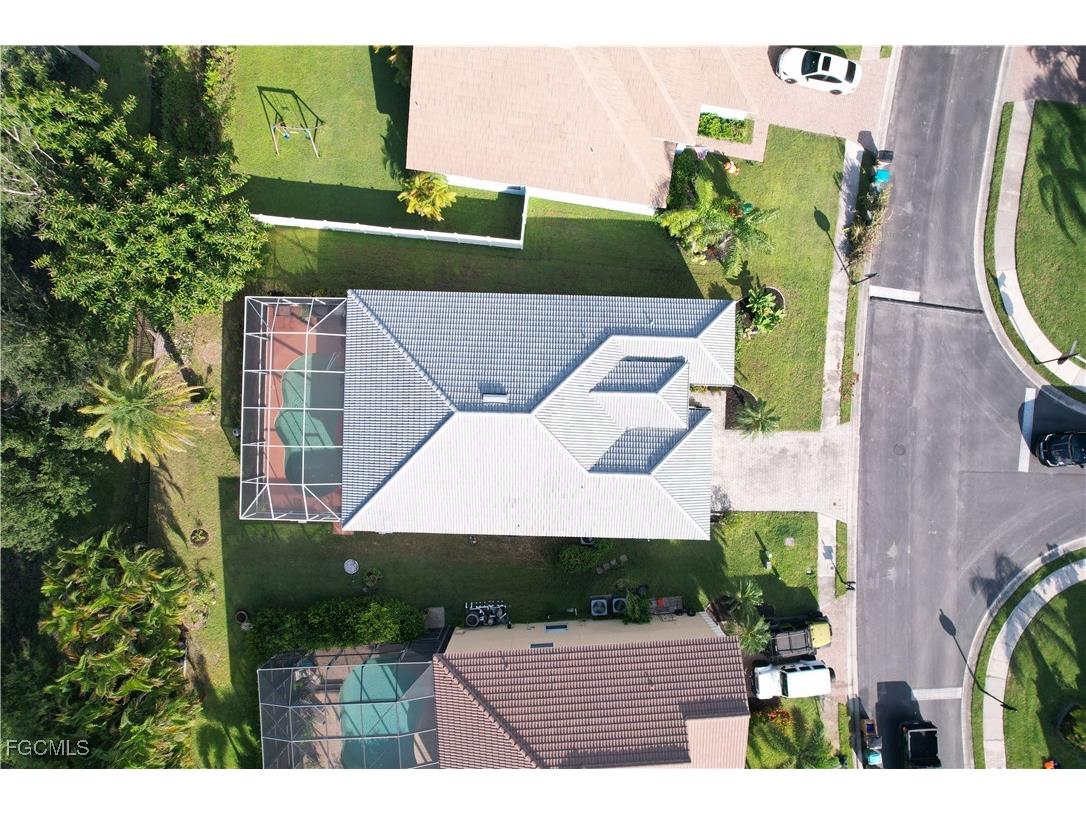 2073 Cape Heather Circle Cape Coral FL 33991 2025016571 image2