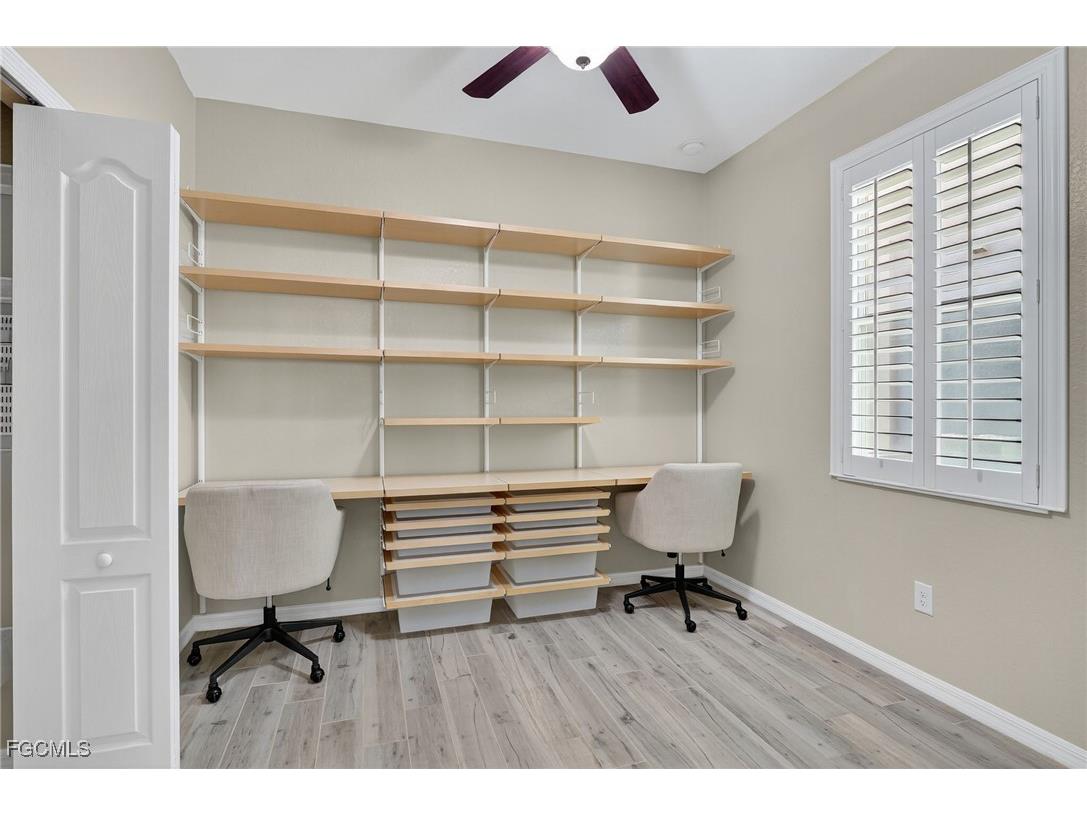 2073 Fairmont Lane Naples FL 34120 2025003793 image27