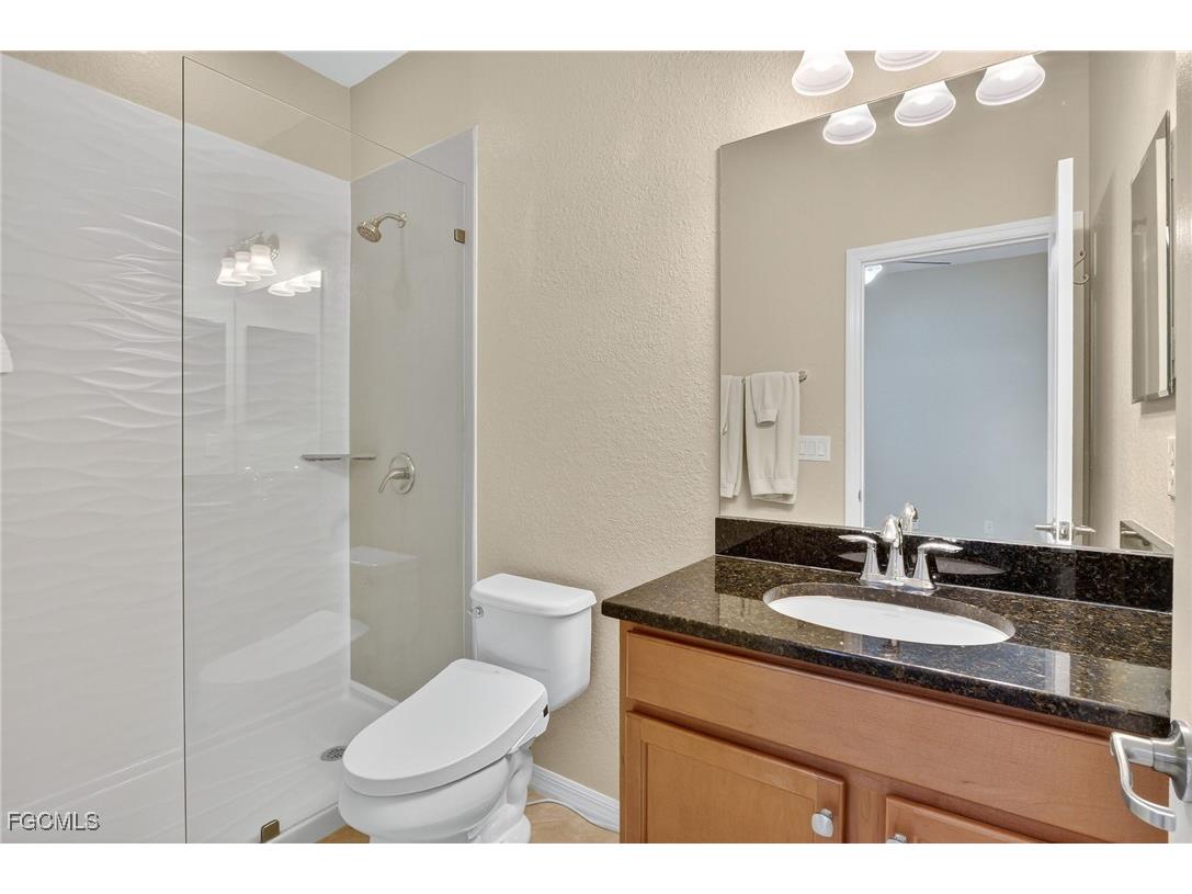 2073 Fairmont Lane Naples FL 34120 2025003793 image29