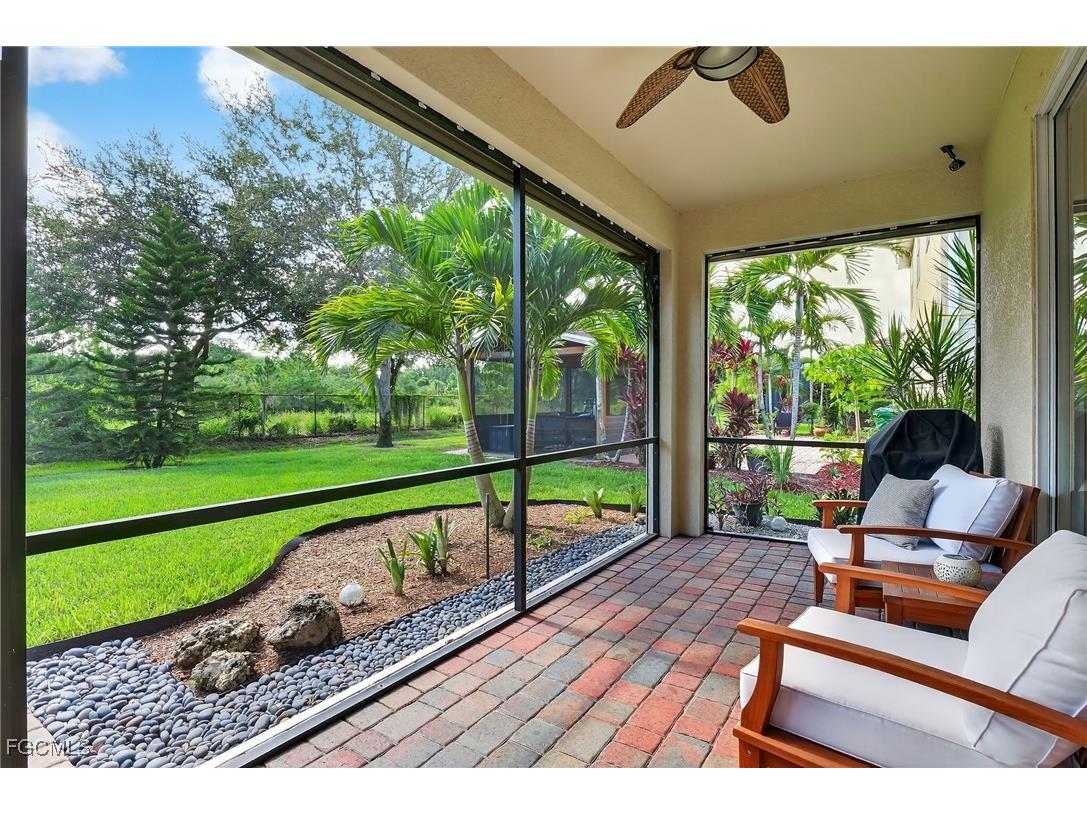 2073 Fairmont Lane Naples FL 34120 2025003793 image31