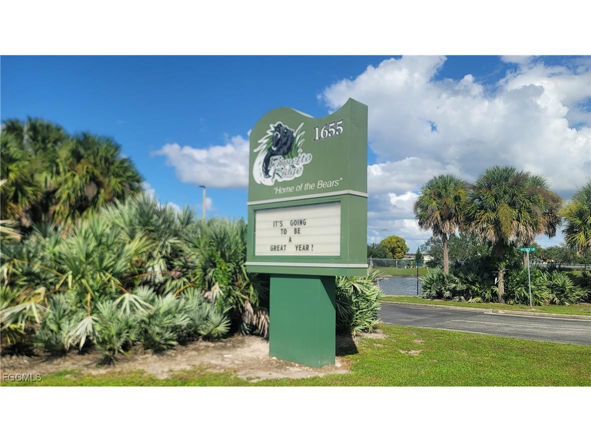 2073 Fairmont Lane Naples FL 34120 2025003793 image49