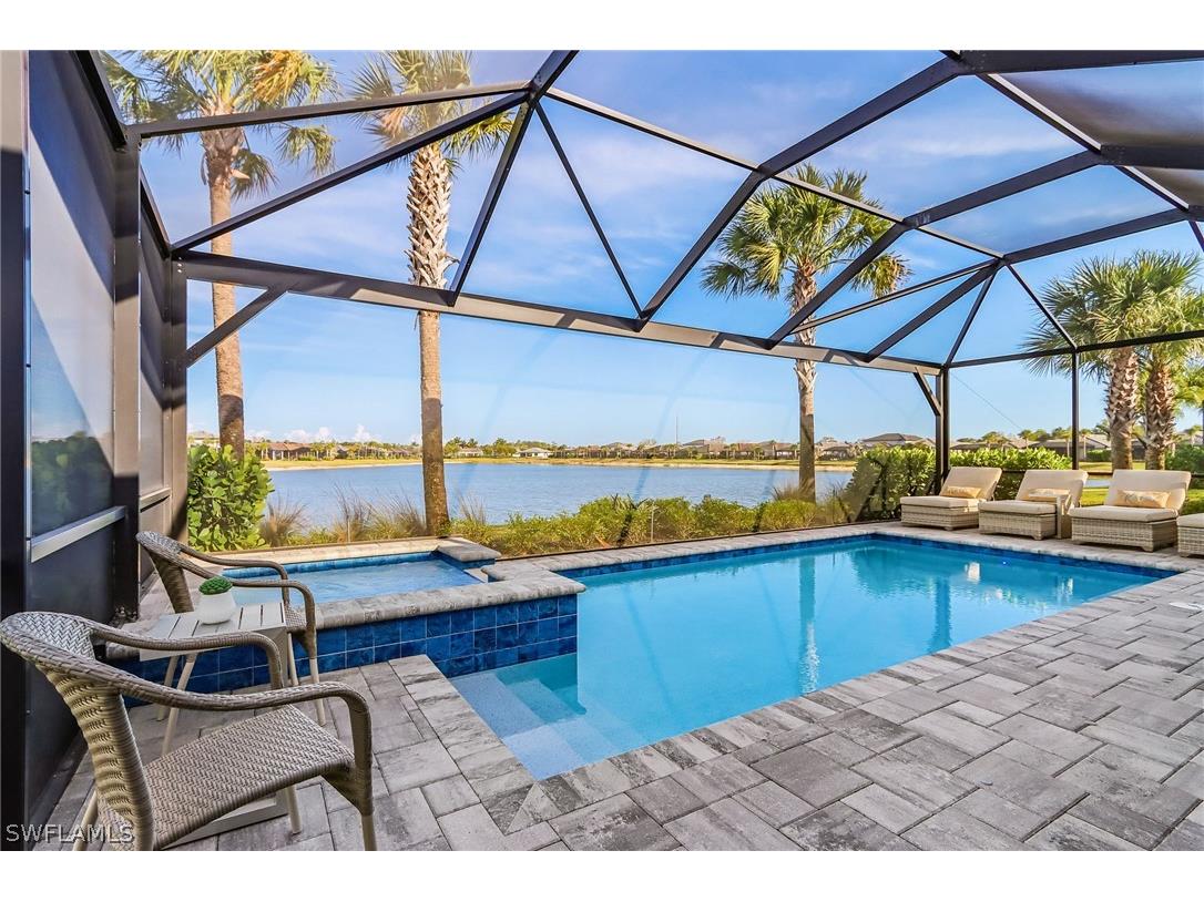 2073 Yellowfin Circle Naples FL 34114 226009078 image1