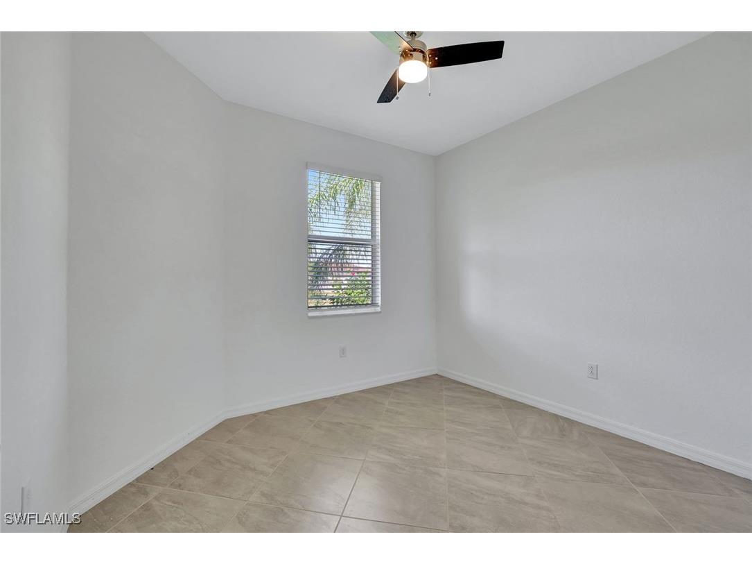 2074 Tamarron Lane Naples FL 34120 225077036 image16