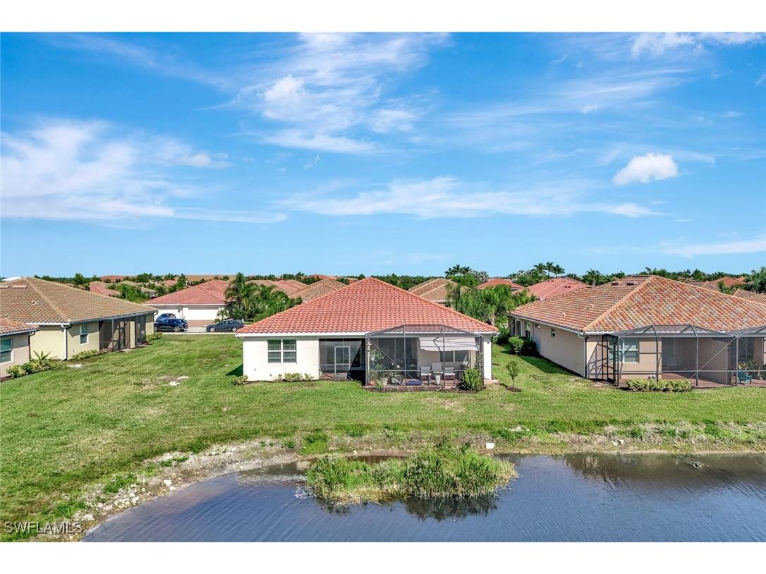 2074 Tamarron Lane Naples FL 34120 225077036 image20