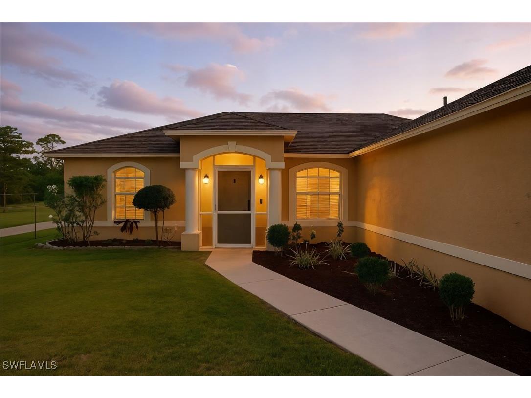 2075 Desoto Boulevard N Naples FL 34120 225078070 image1