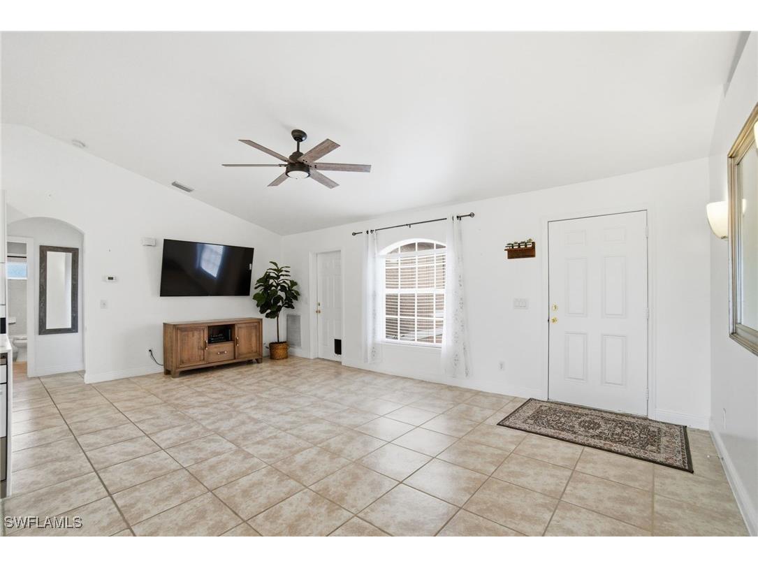 2075 Desoto Boulevard N Naples FL 34120 225078070 image13