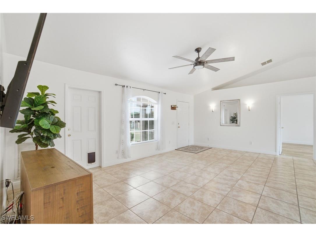 2075 Desoto Boulevard N Naples FL 34120 225078070 image16