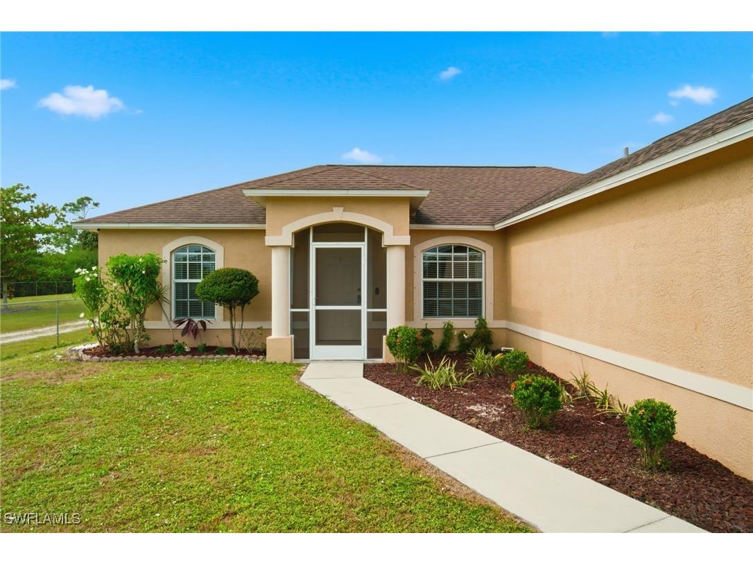 2075 Desoto Boulevard N Naples FL 34120 225078070 image3