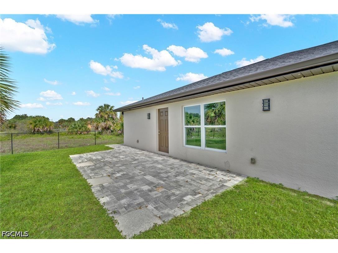 2075 Detroit Drive Labelle FL 33935 2026023520 image29