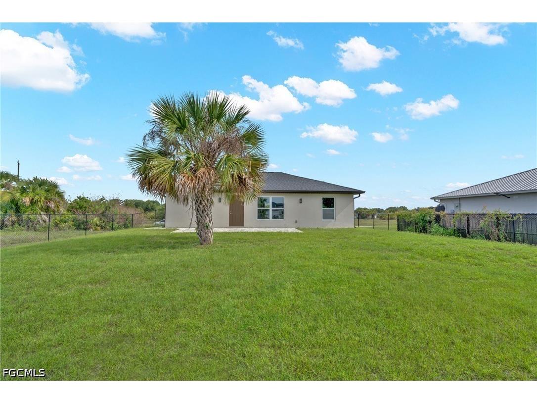 2075 Detroit Drive Labelle FL 33935 2026023520 image32