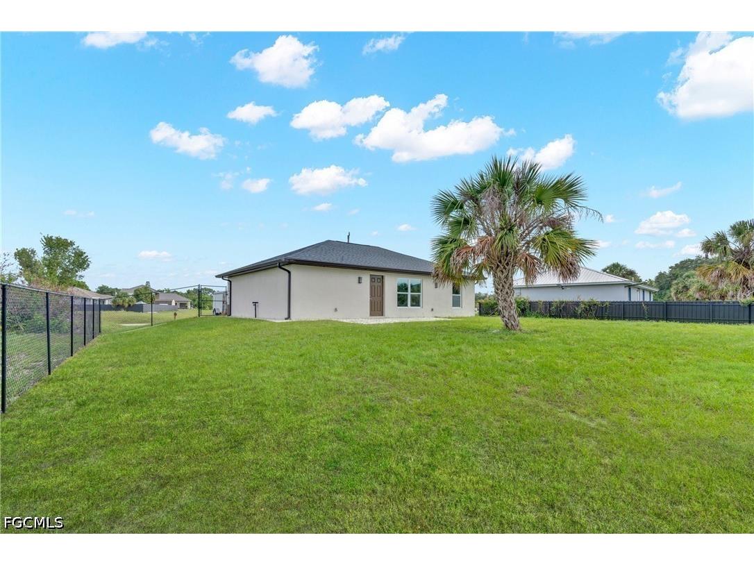 2075 Detroit Drive Labelle FL 33935 2026023520 image33