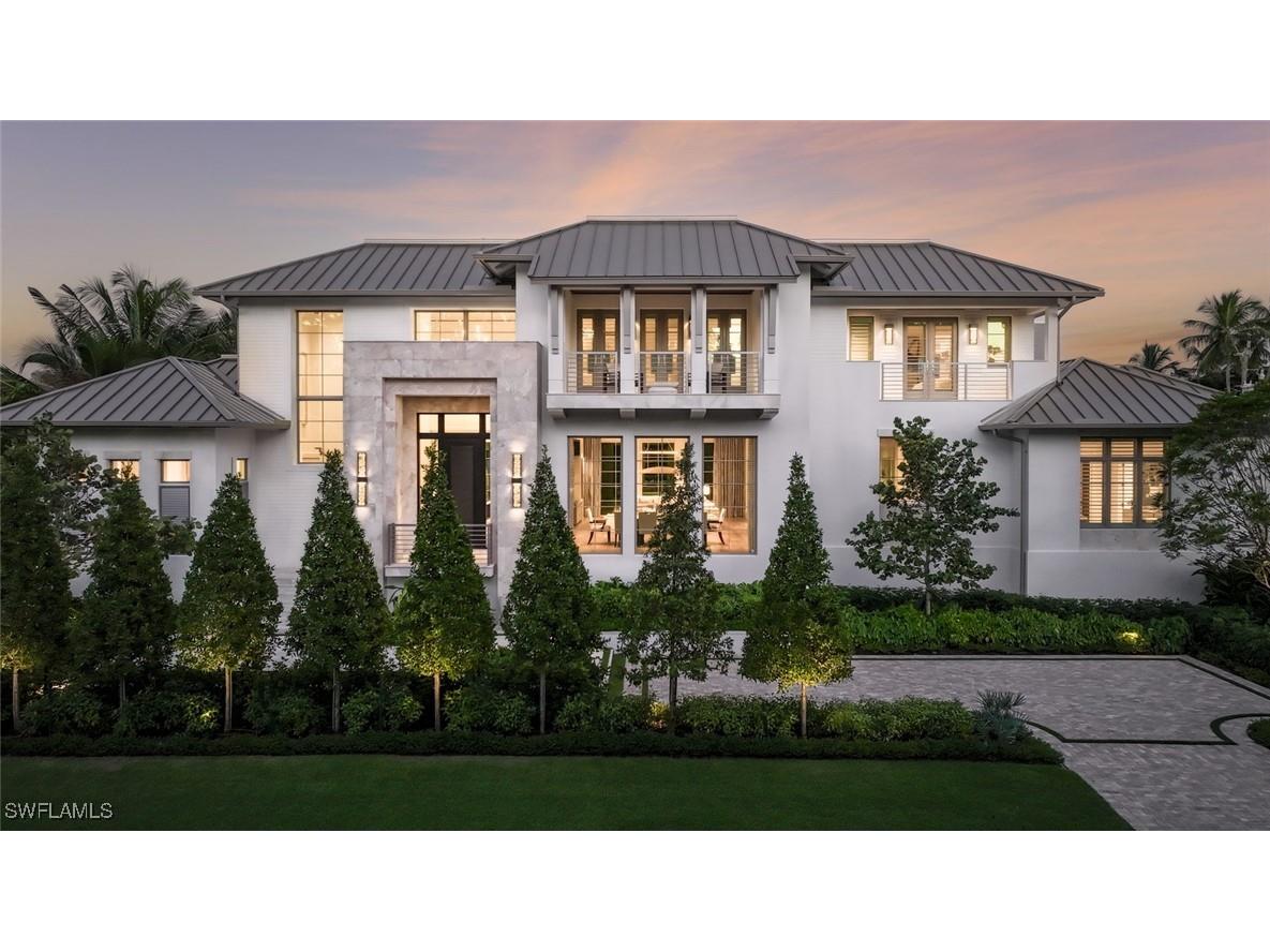 2075 Gordon Drive E Naples FL 34102 225020365 image1